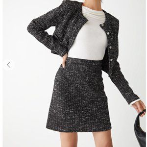 NWOT & Other Stories Textured mini skirt Size M -- never worn